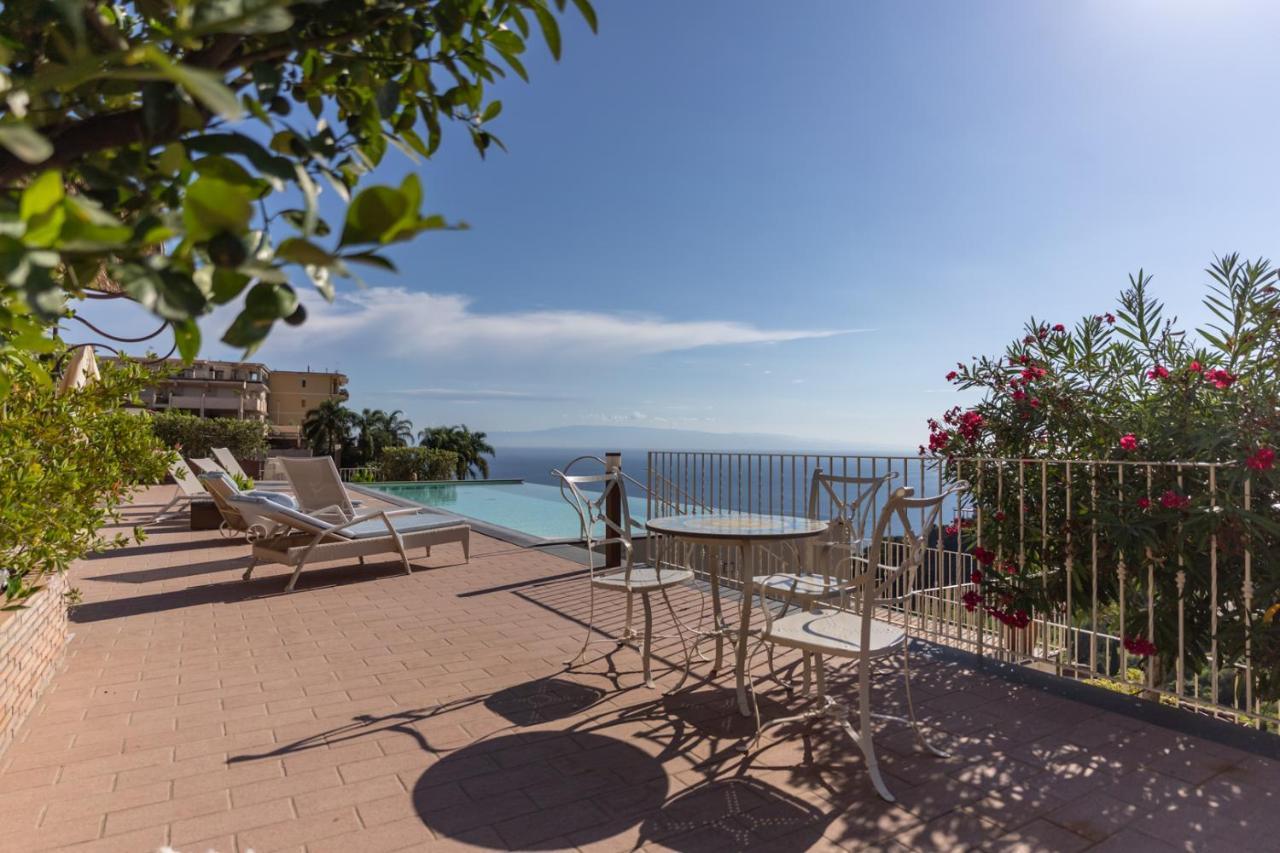 Taormina Skyline Villa Kültér fotó